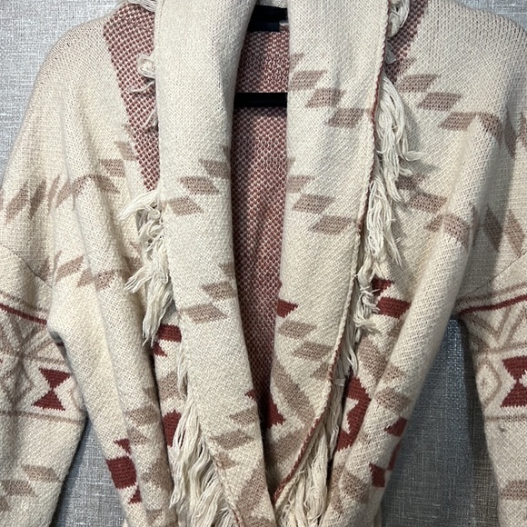 Cardigan - Picture 3 of 5